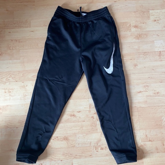 Boys XL Nike Joggers - Picture 1 of 1